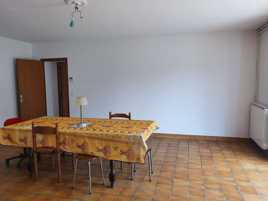 Maison à EPARGNES