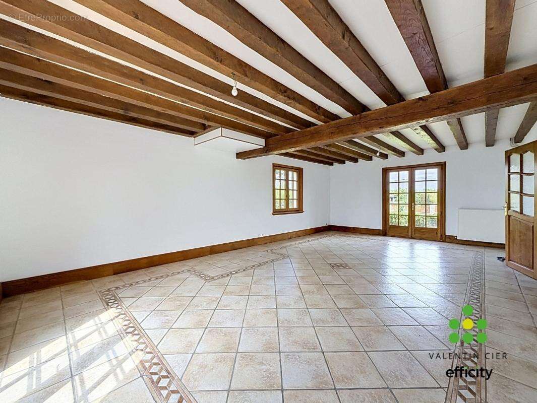 Maison à CHATEAUNEUF-EN-THYMERAIS