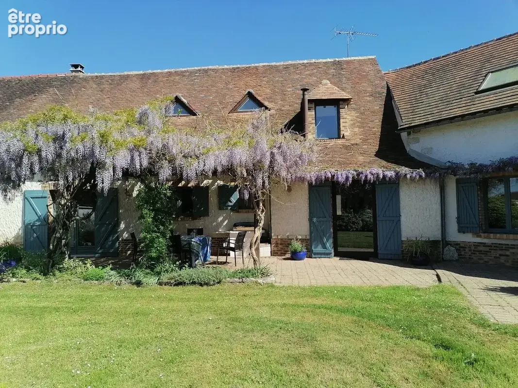 Maison à AMILLY
