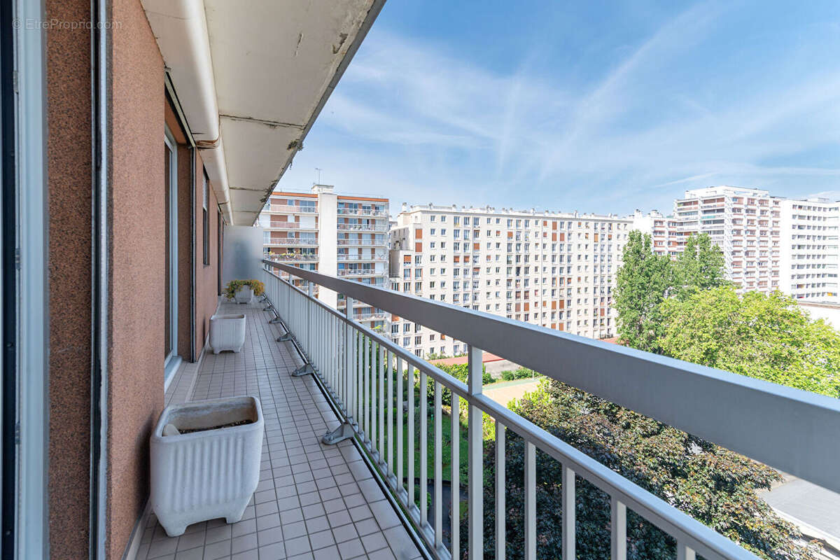 Appartement à PARIS-12E