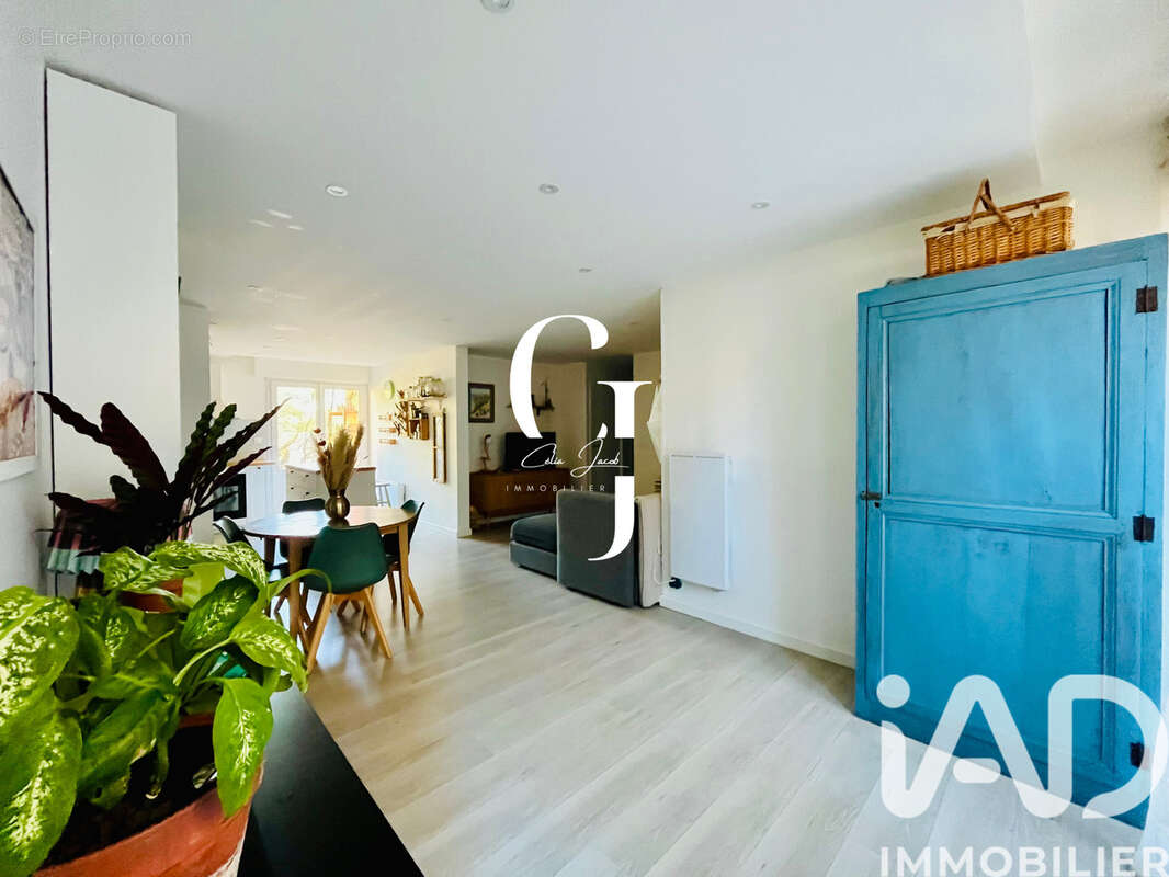 Photo 2 - Appartement à LE PRADET