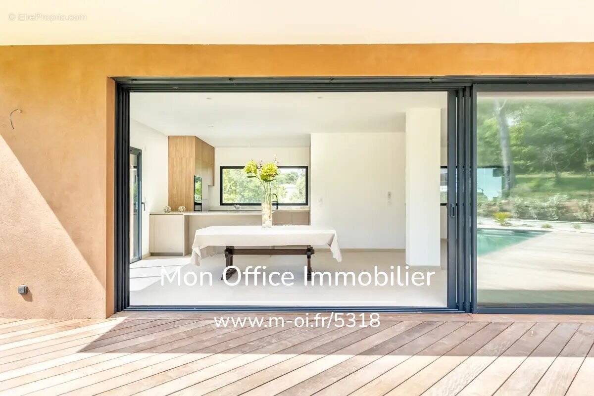 Maison à SAINT-RAPHAEL