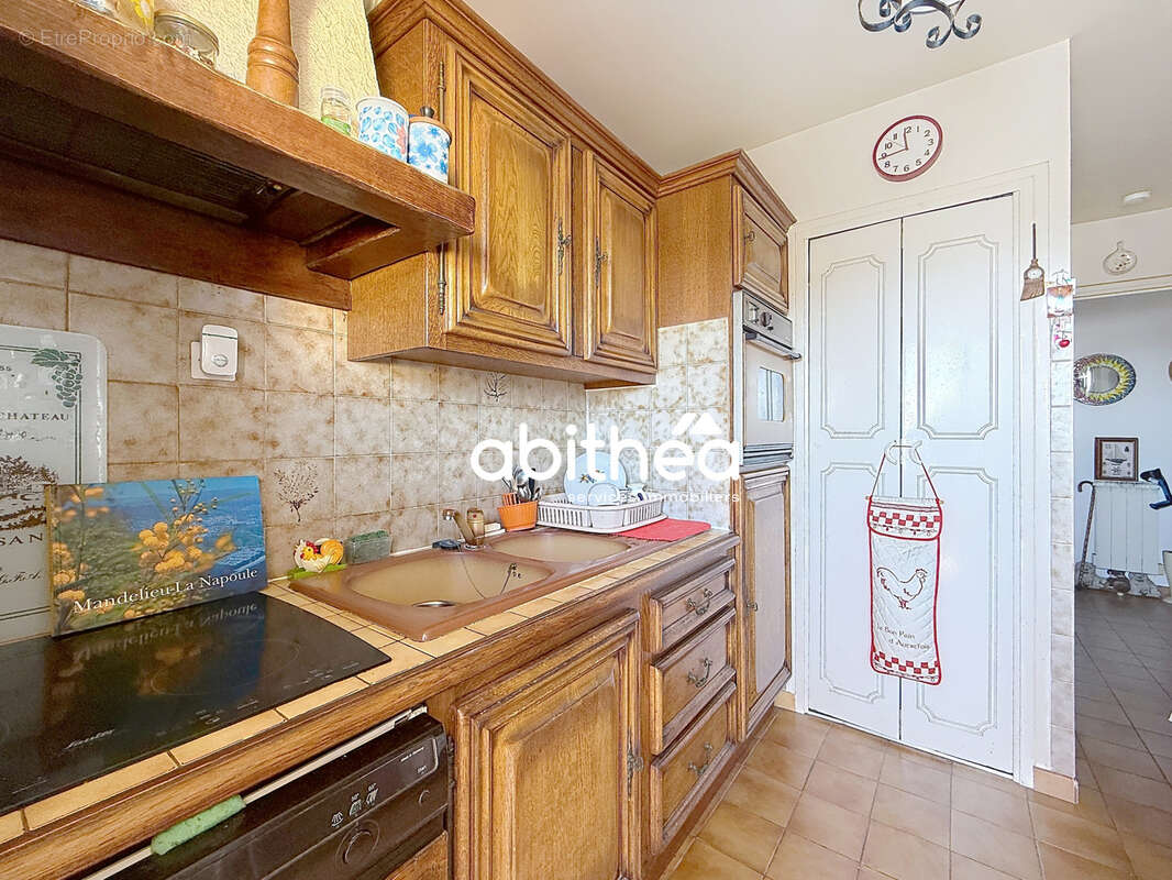 Appartement à MANDELIEU-LA-NAPOULE