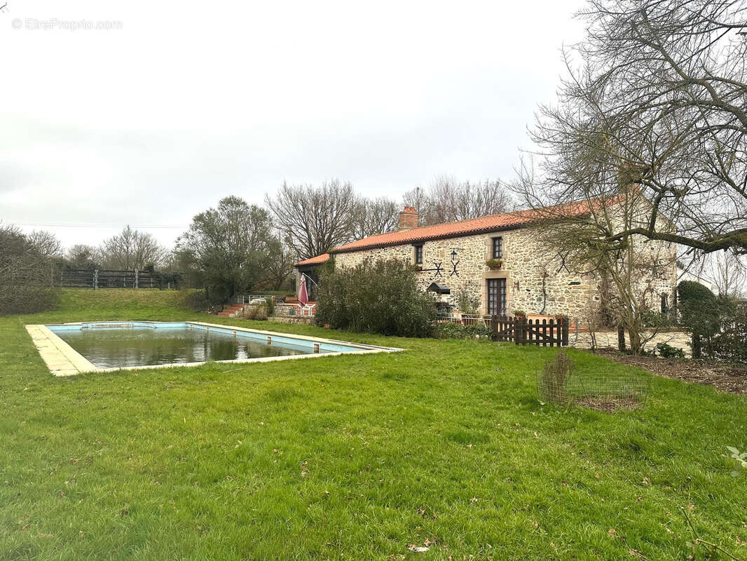 Maison à LES LUCS-SUR-BOULOGNE