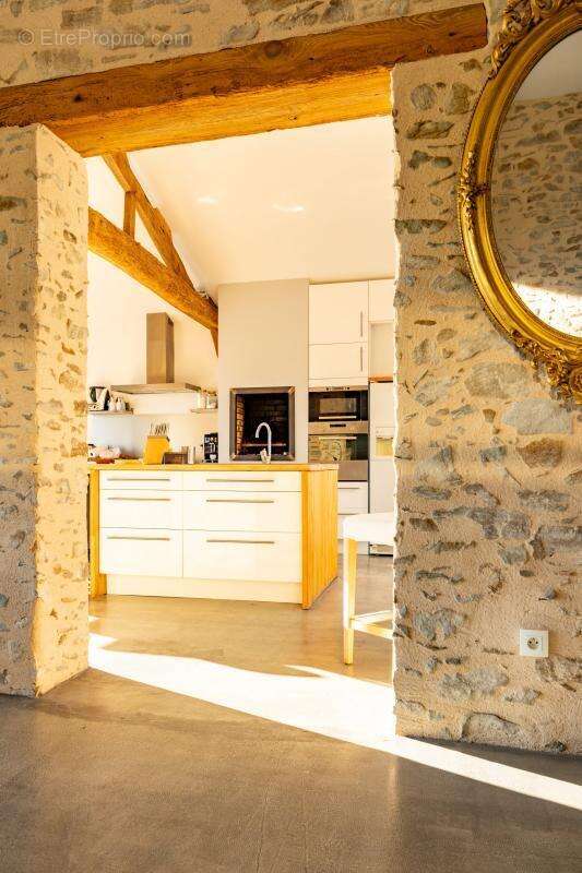 Maison à ROCHESERVIERE