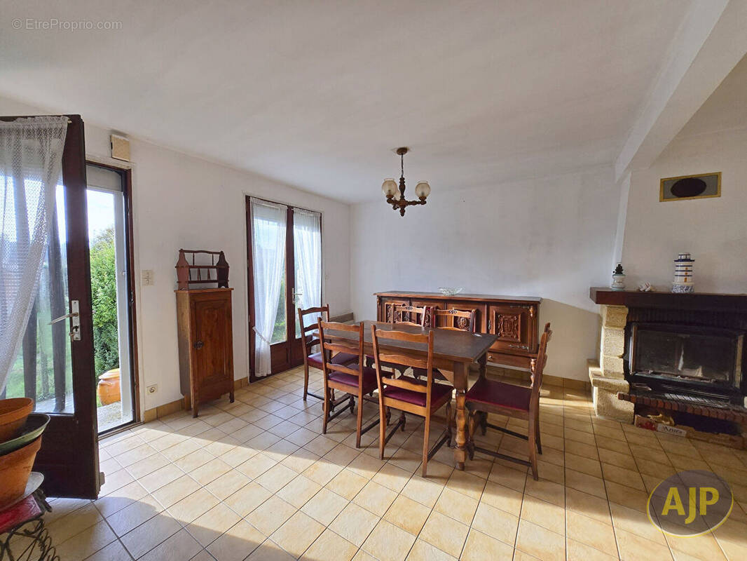 Maison à GUEGON