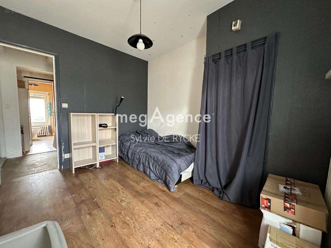 Maison à VILLENEUVE-L'ARCHEVEQUE