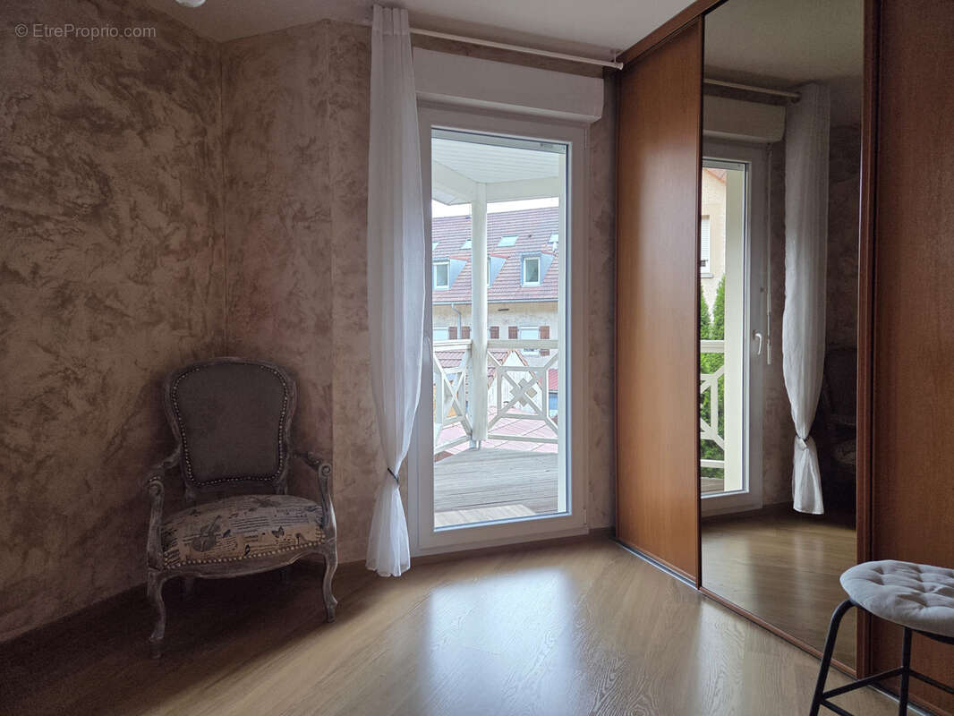 Maison à LA CLUSE-ET-MIJOUX