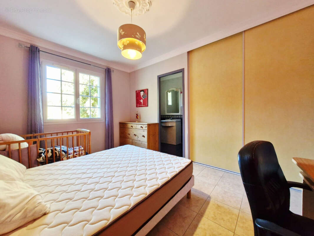 Maison à RESTINCLIERES