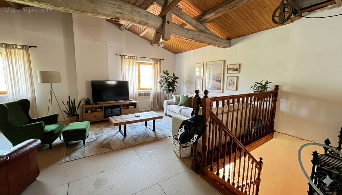 Maison en pierre Medis 170m² quartier très calme - photo 5