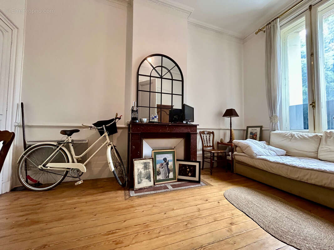 Appartement à BORDEAUX