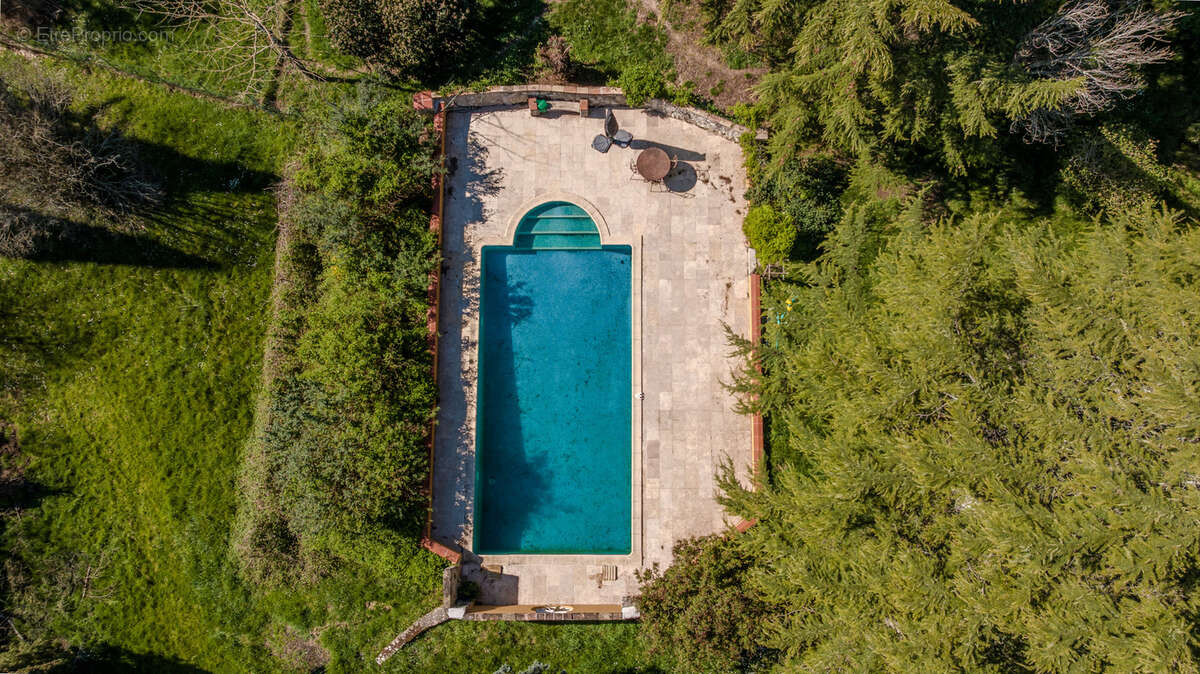 Maison à CASTELSAGRAT