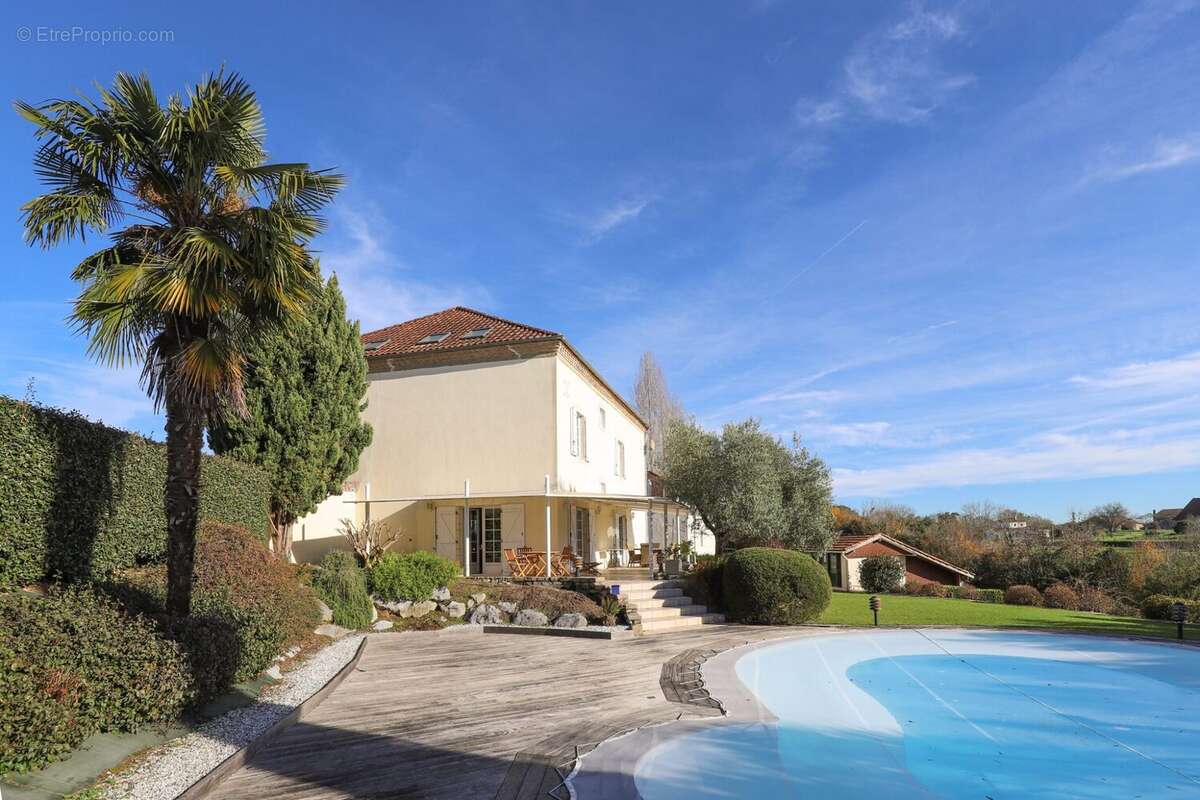 Maison à HAGETMAU