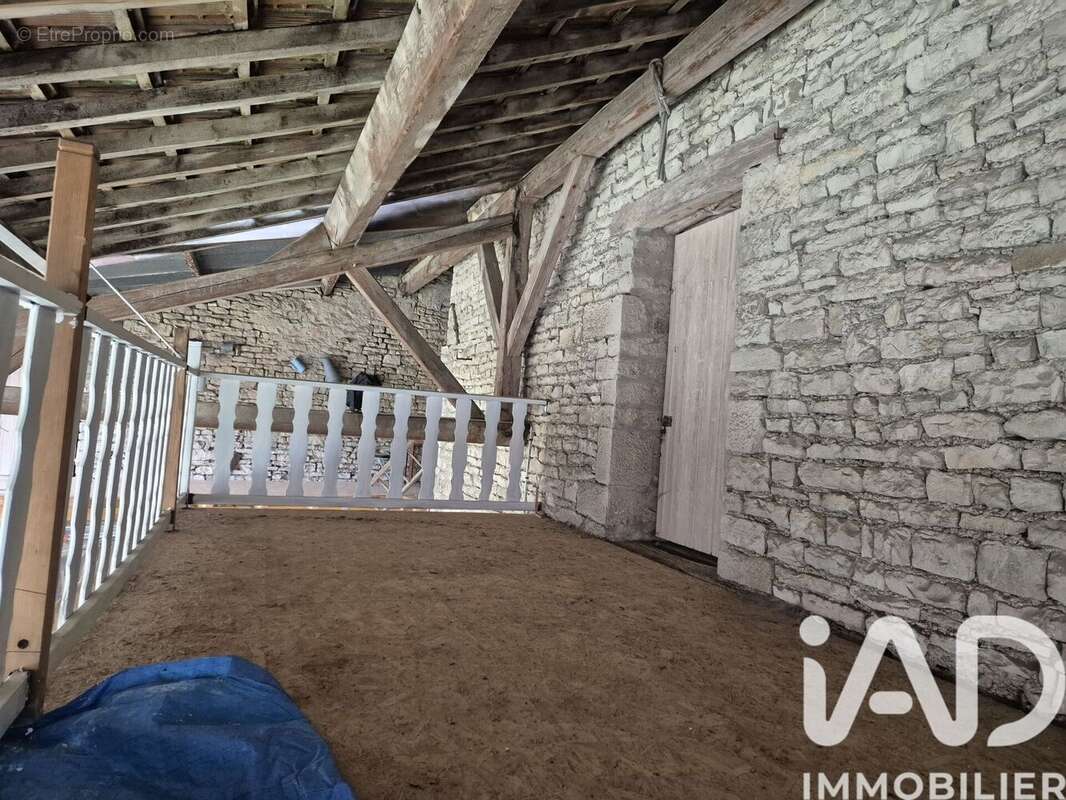 Photo 6 - Maison à ANCY-LE-FRANC