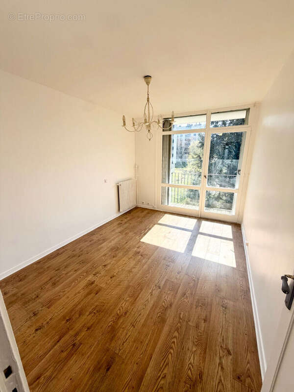 Appartement à RIS-ORANGIS