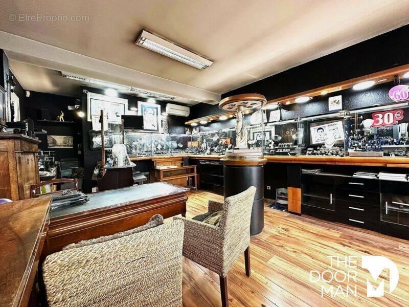 Commerce à CORNEBARRIEU