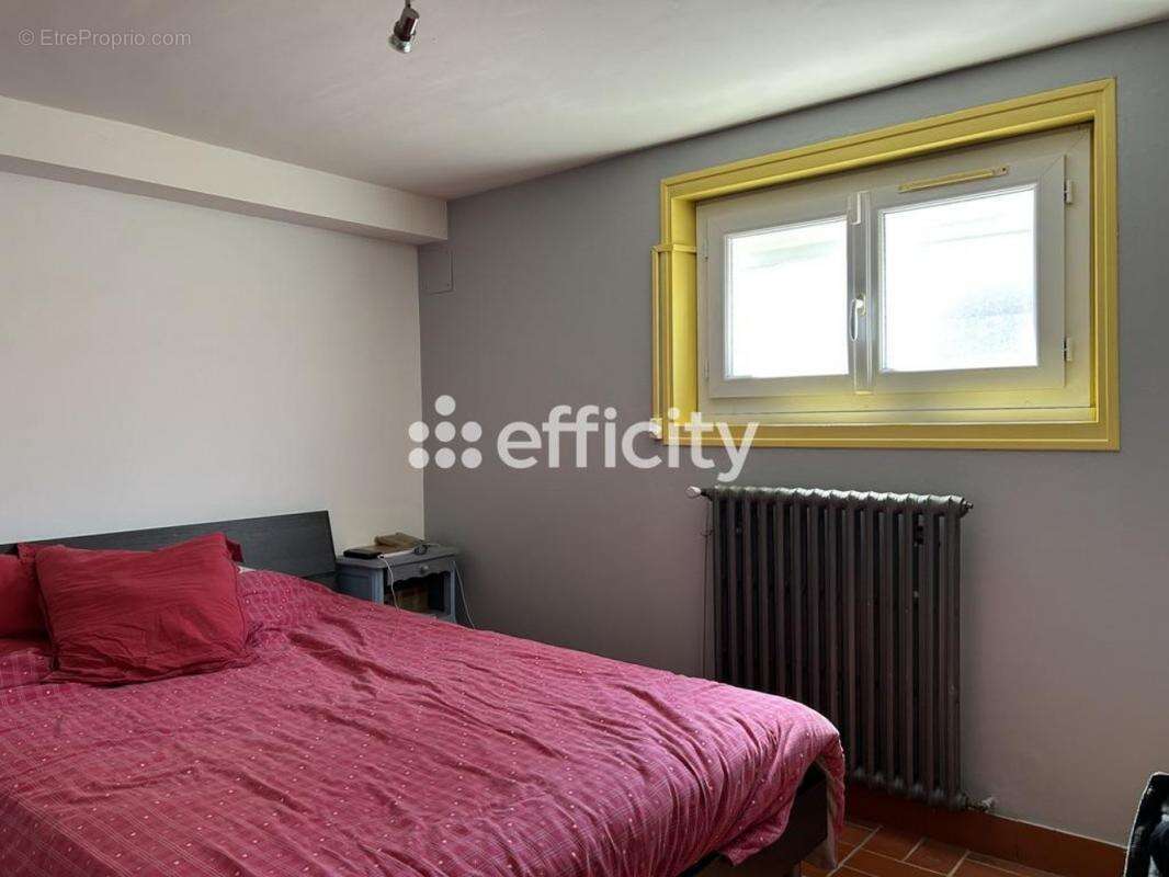 Maison à TONNAY-CHARENTE