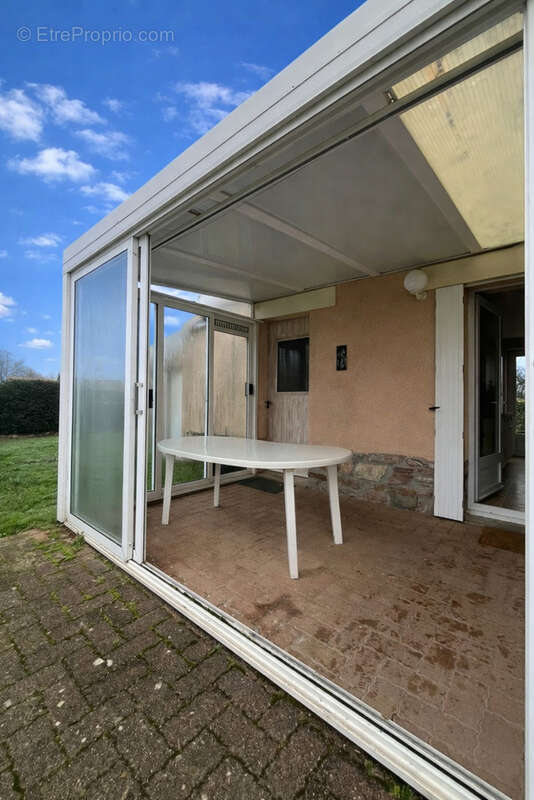 Maison à SAINT-PIERRE-DU-CHEMIN