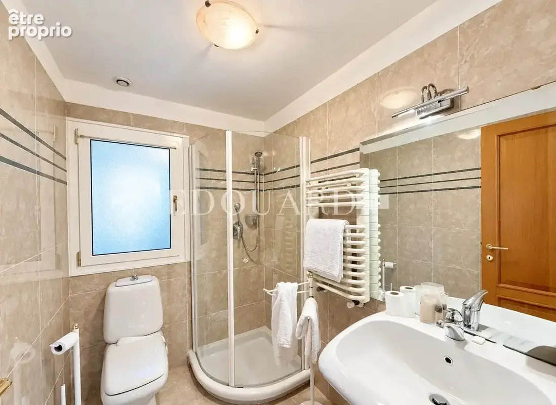 Dans un domaine privé et sécurisé, à vendre villa de prestige avec vue panoramique sur la Principauté de Monaco - photo 14