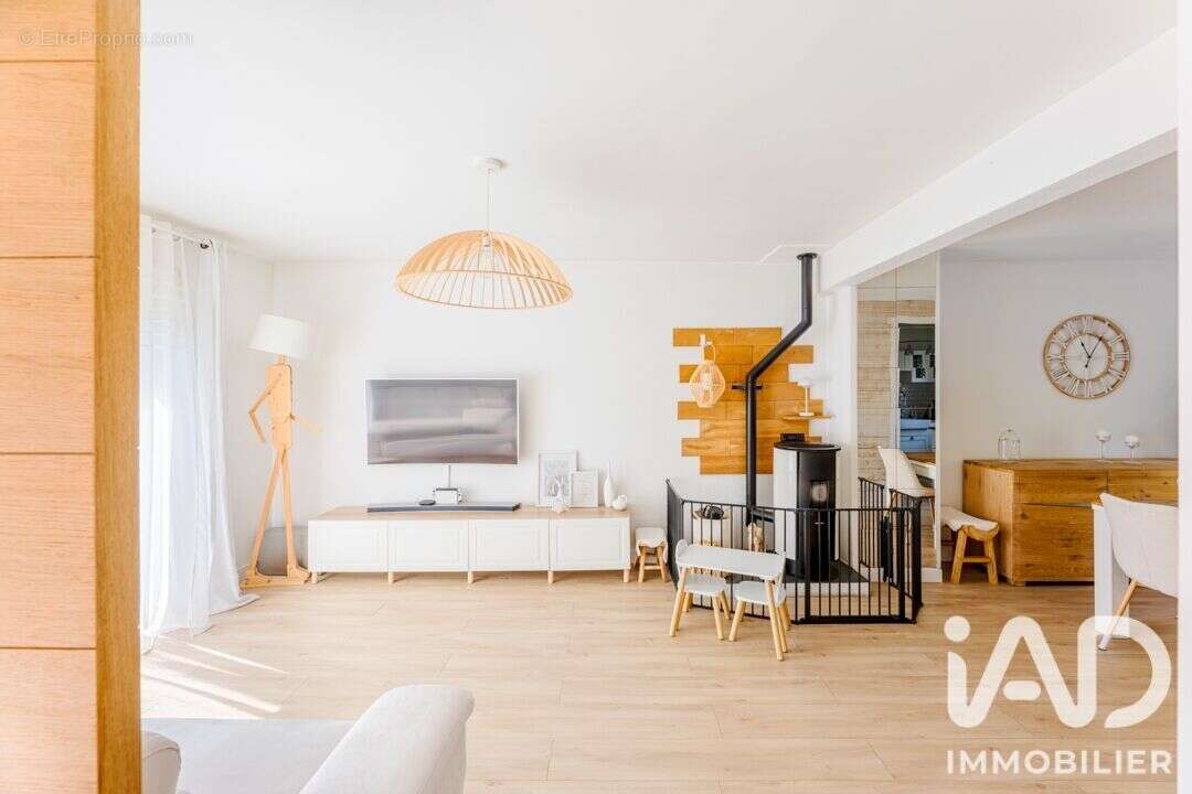 Photo 2 - Maison à CHELLES