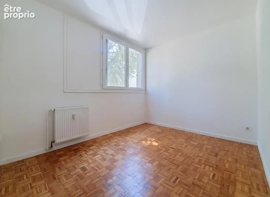 Appartement - 2 Chambres - 2 Balcons - Cave - Place de parking - Proches commodités - photo 14