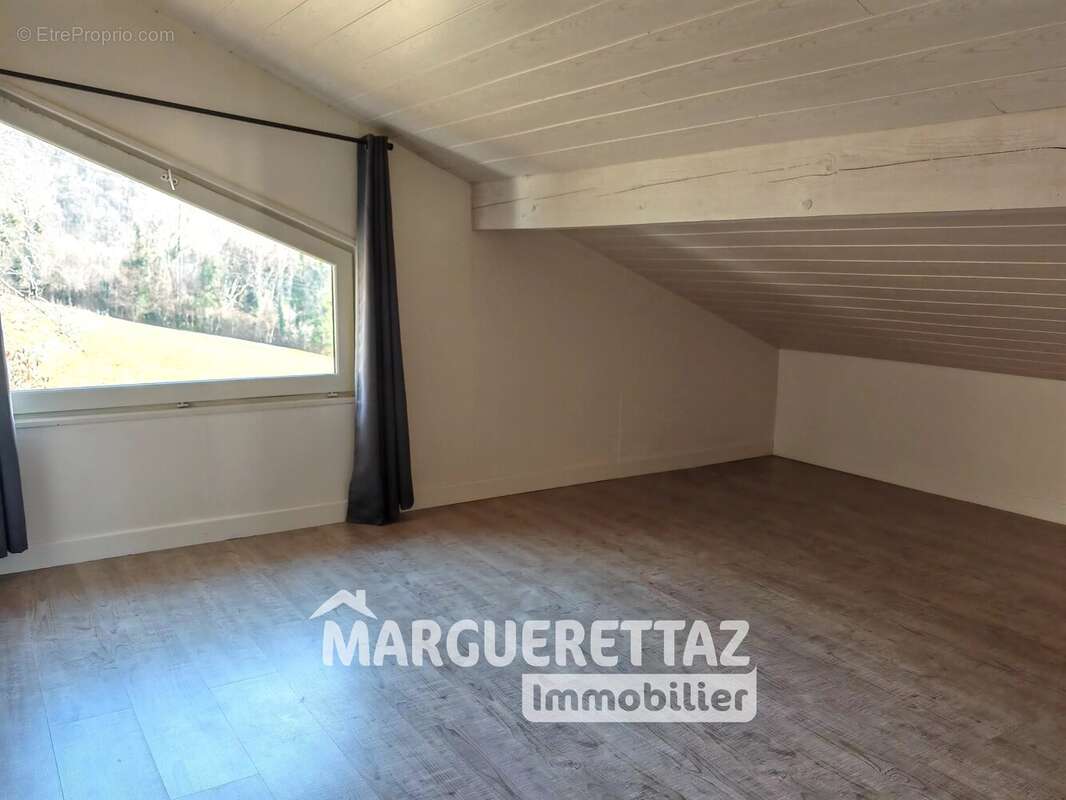 Maison à VIUZ-EN-SALLAZ
