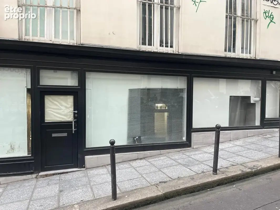 Photo Autres à Paris-2e au prix de 300 000€