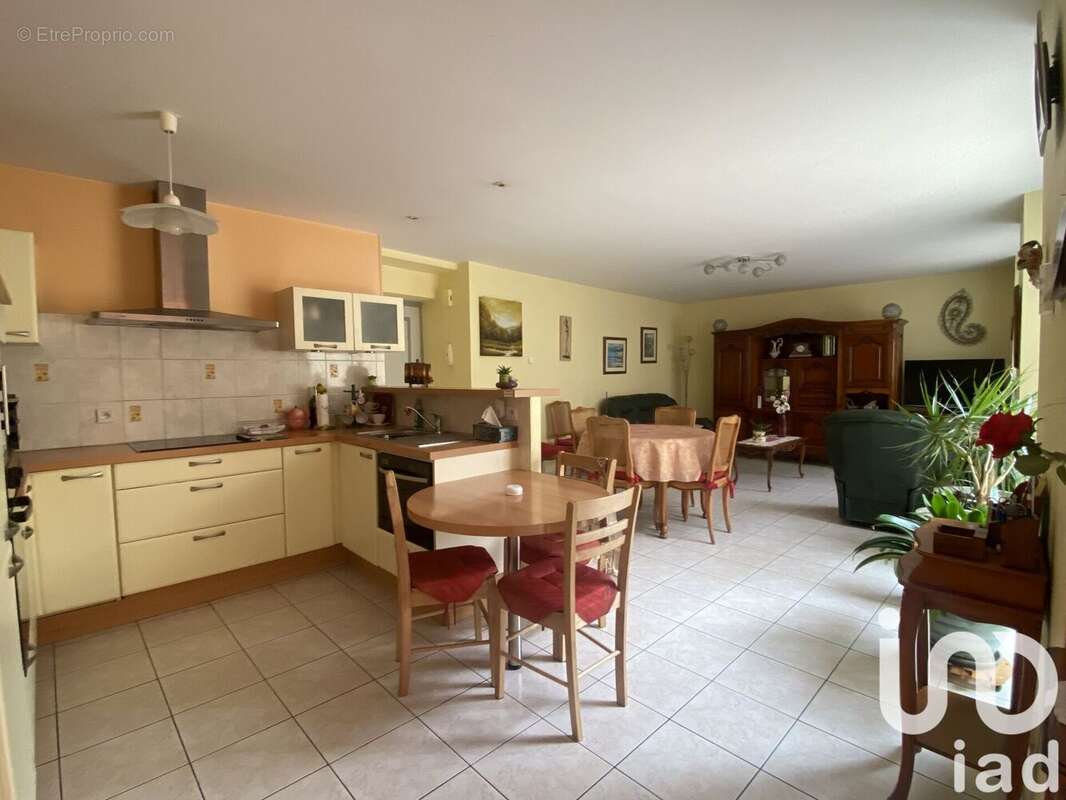 Photo 3 - Appartement à LAMBALLE