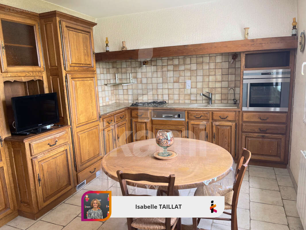 Maison à SAINT-DONAT-SUR-L&#039;HERBASSE