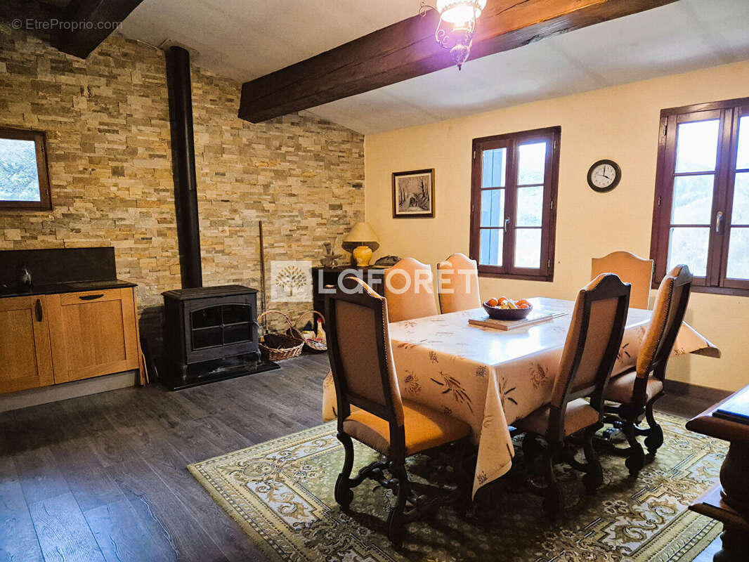 Maison à BAILLESTAVY