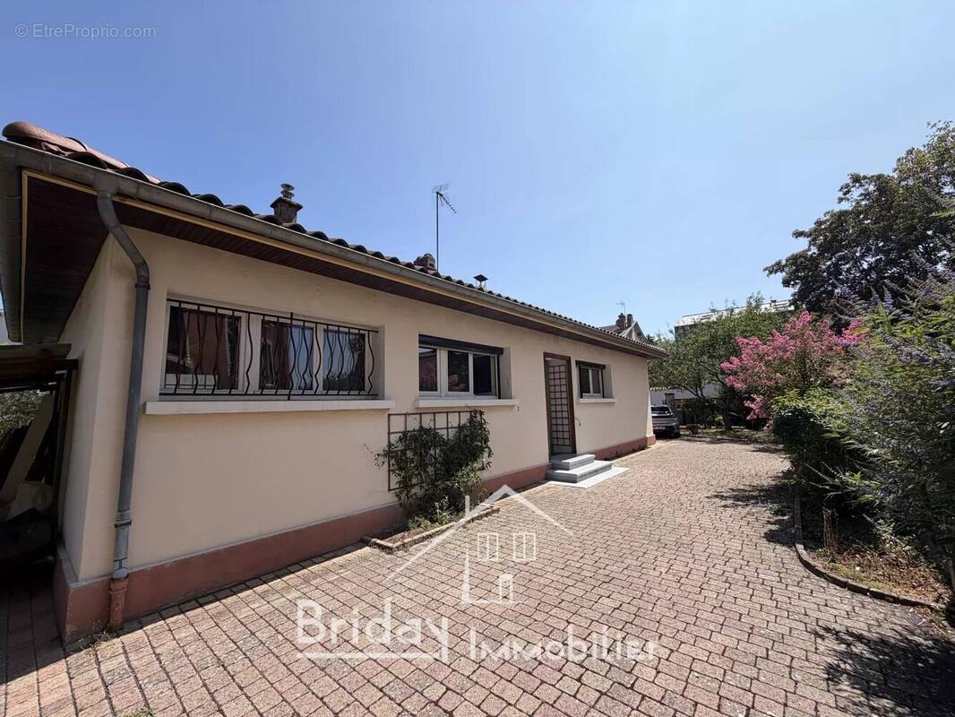 Maison à LYON-5E