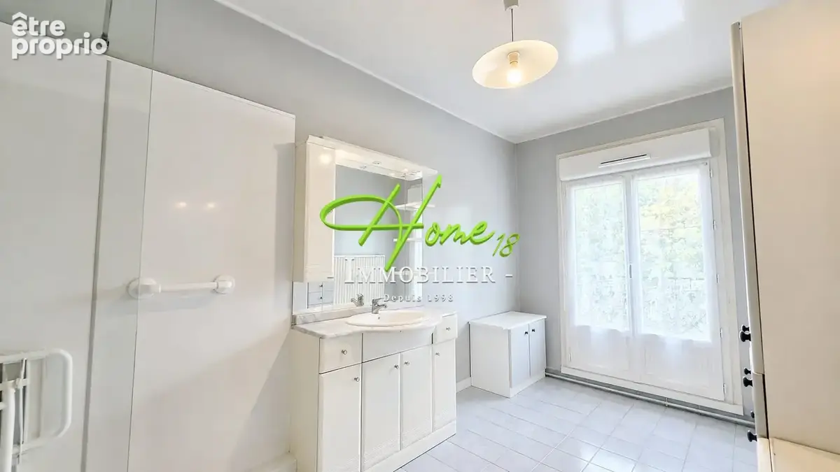 Maison 5 pièces 97 m² à vendre à Saint-Germain-Du-Puy (18390) - photo 8