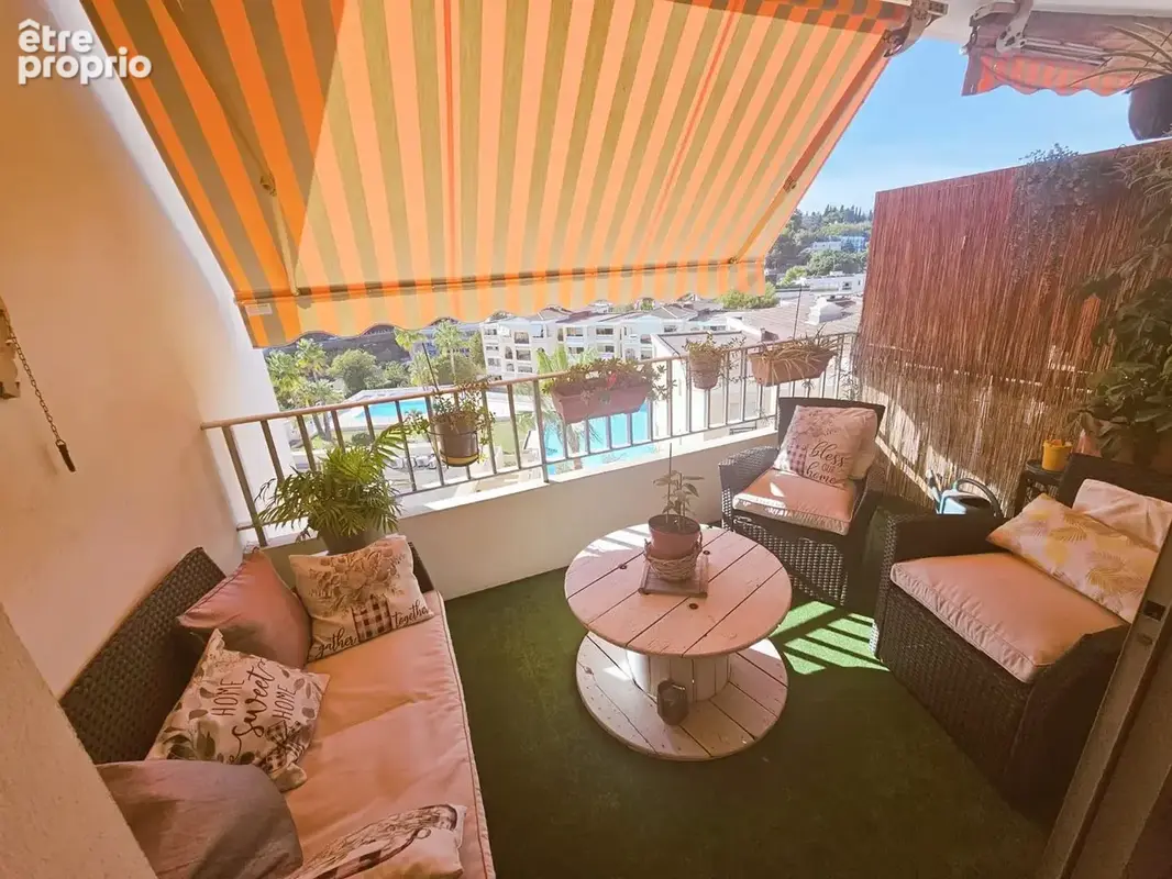 Appartement à LE CANNET