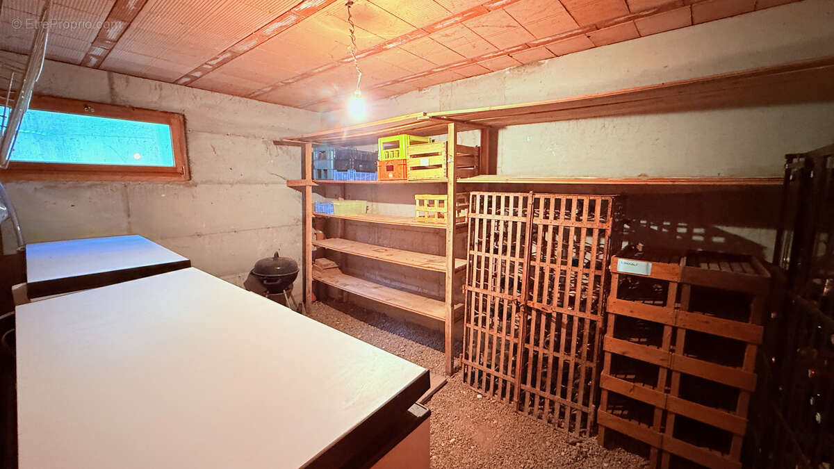Maison - 191m2 - 6 chambres - Terrain 1053m2 - En limite de zone constructible en haut de Zellenberg ! - photo 31