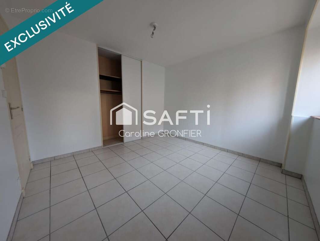 Photo 8 - Appartement à GENELARD