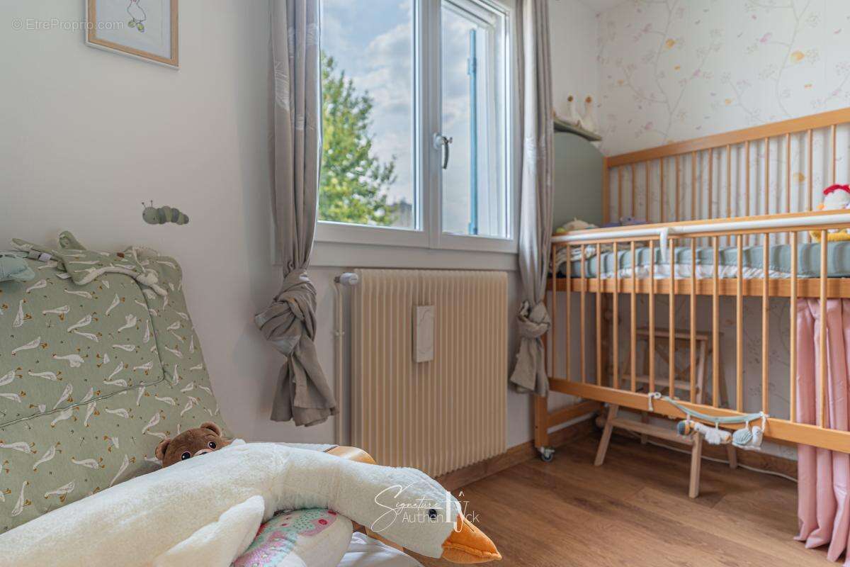Maison 101 m² à Limoges  - photo 10