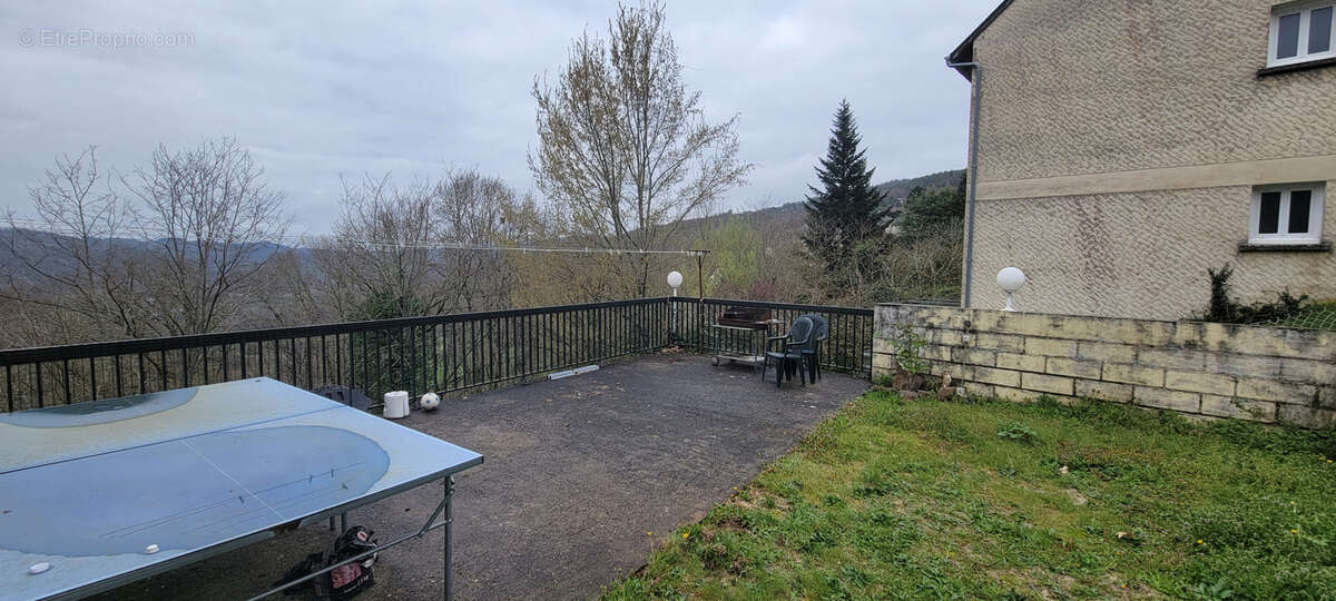 Maison à AUBAZINES
