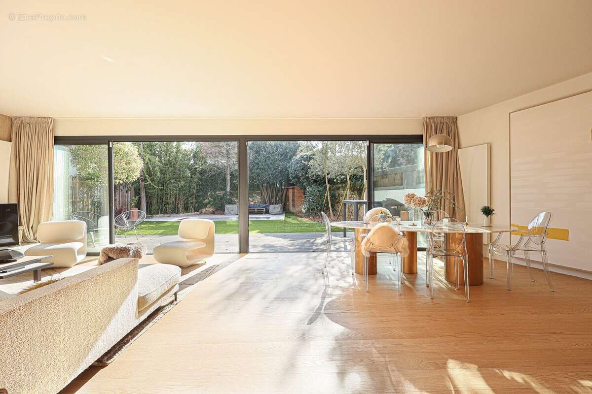 Maison 225 m² à Nantes  - photo 6