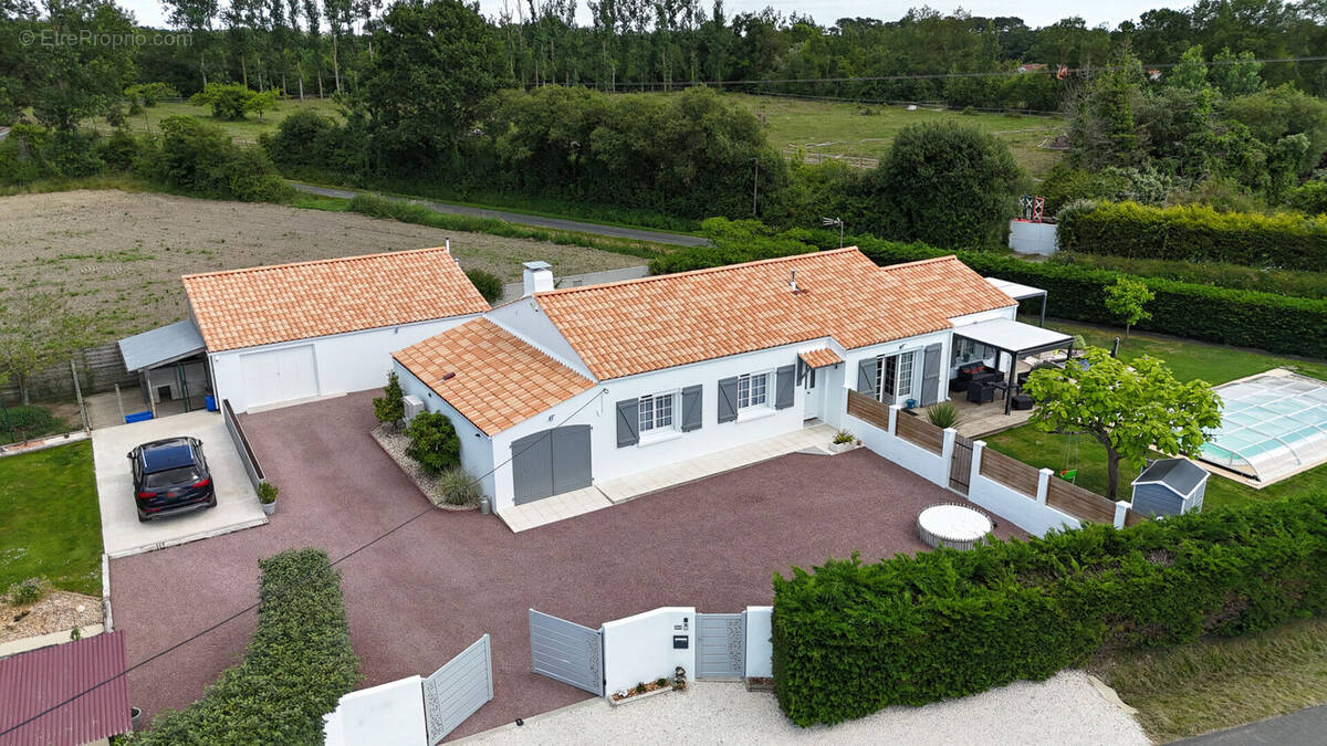 Maison à SAINT-GERVAIS