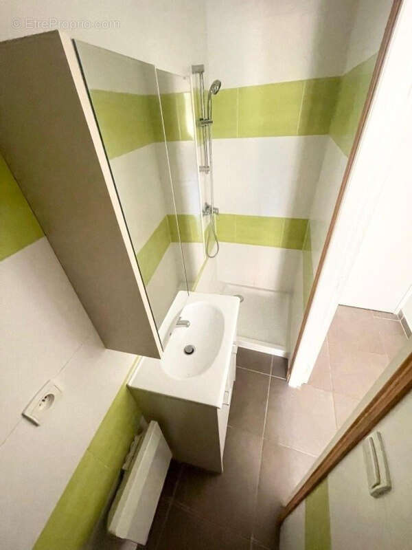 Appartement à SIX-FOURS-LES-PLAGES