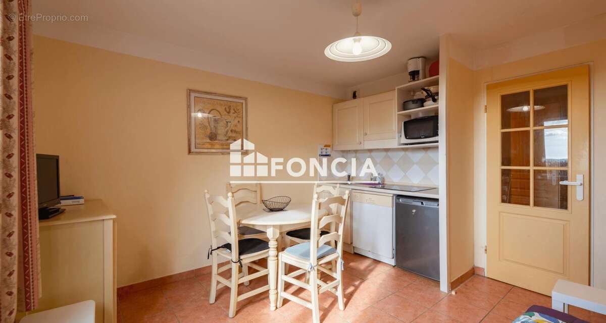 Appartement à LES ISSAMBRES