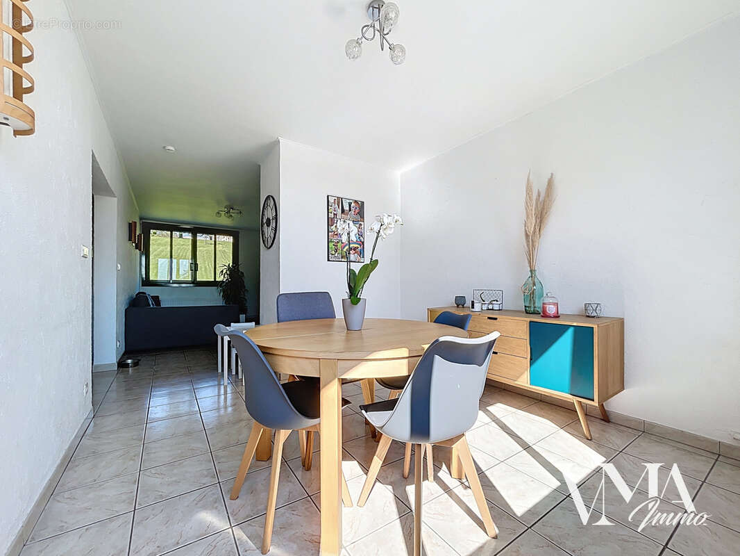 Appartement à CHAMPAGNE-AU-MONT-D'OR