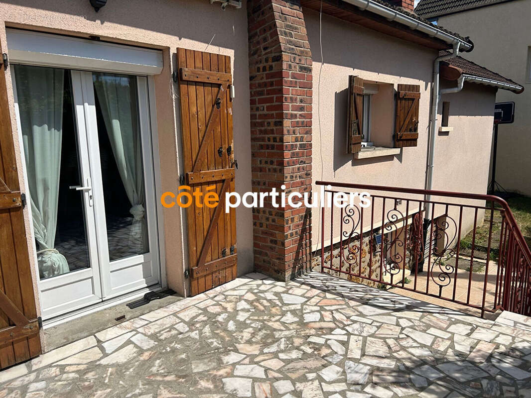 Maison à VILLENEUVE-LE-ROI