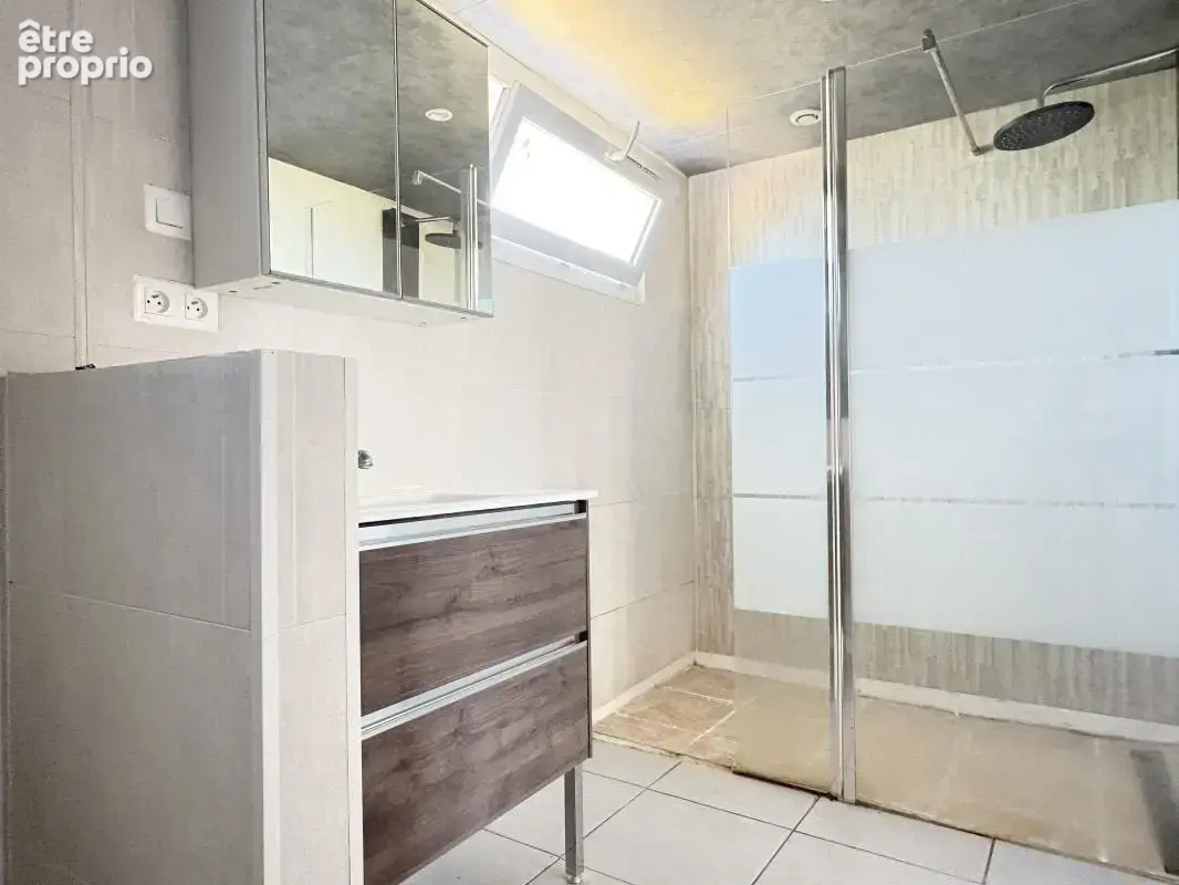 Maison 5 pièces 97 m² à vendre à Saint-Gilles (50180) - photo 12