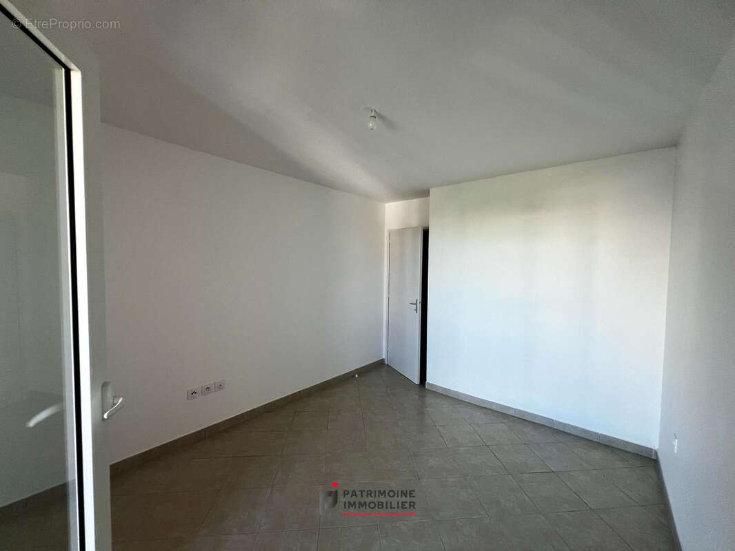 Appartement à LES ABYMES