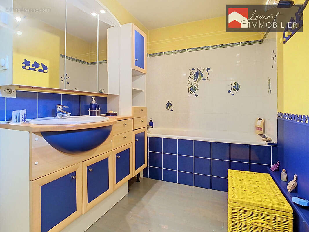 Maison familiale de 144 m² avec terrasse et jardin, Tournus - photo 15