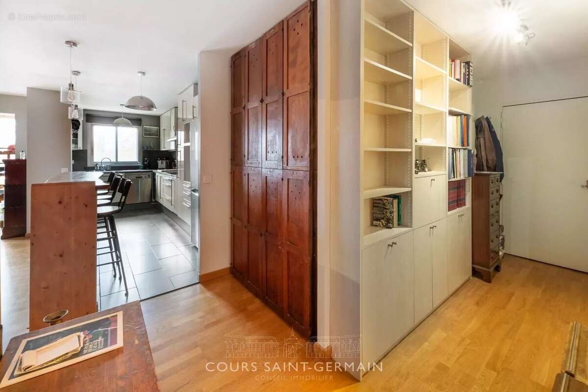 Appartement à SURESNES