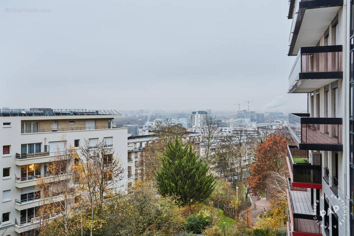 Appartement à ISSY-LES-MOULINEAUX