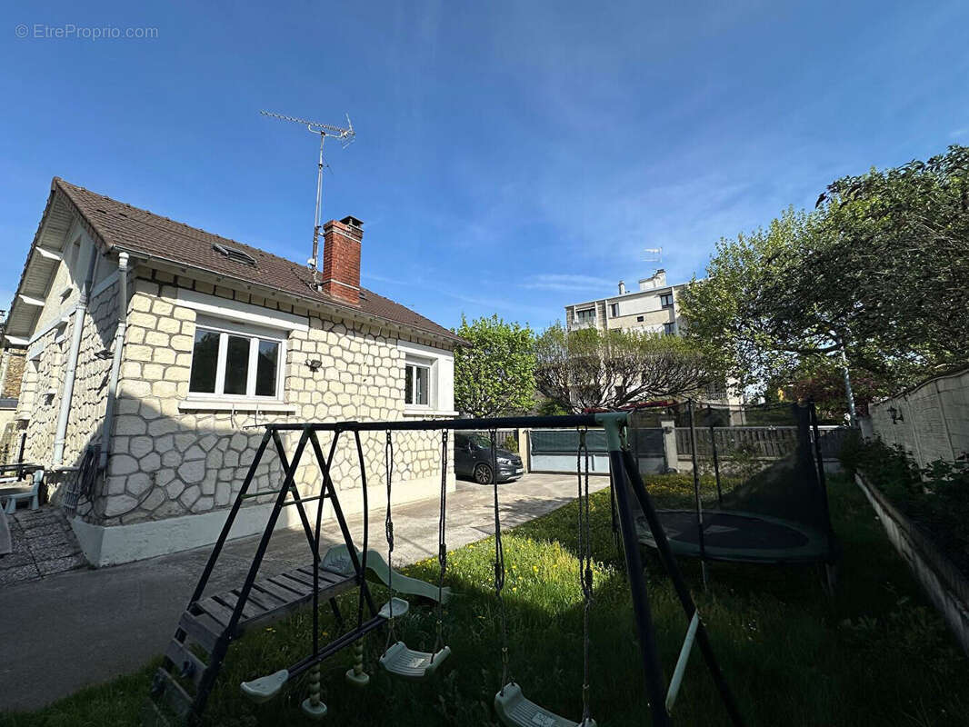 Maison à NOISY-LE-SEC