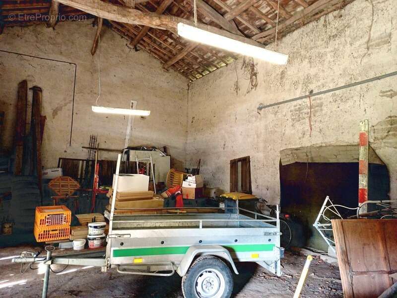 Maison à SAINT-PRIEST-BRAMEFANT